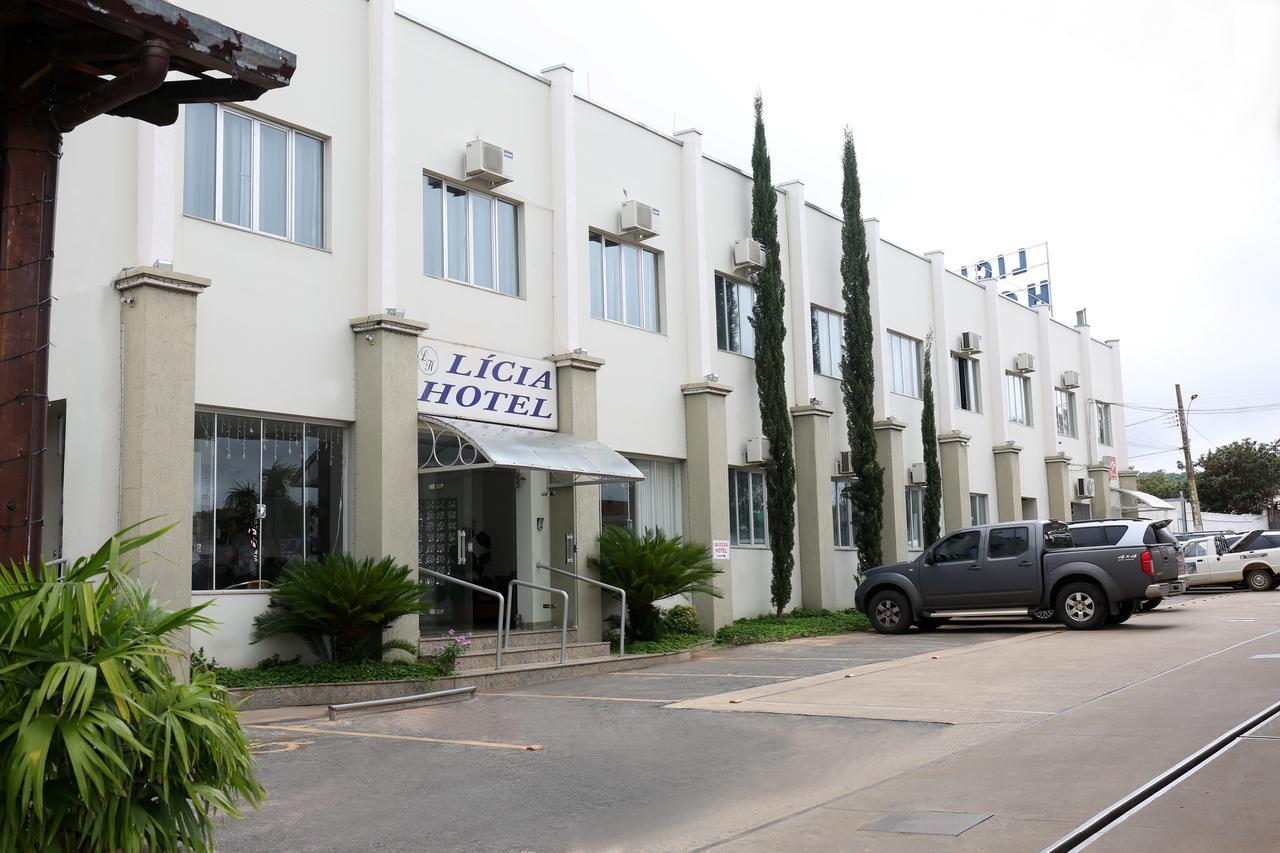 Licia Hotel Joao Pinheiro Экстерьер фото