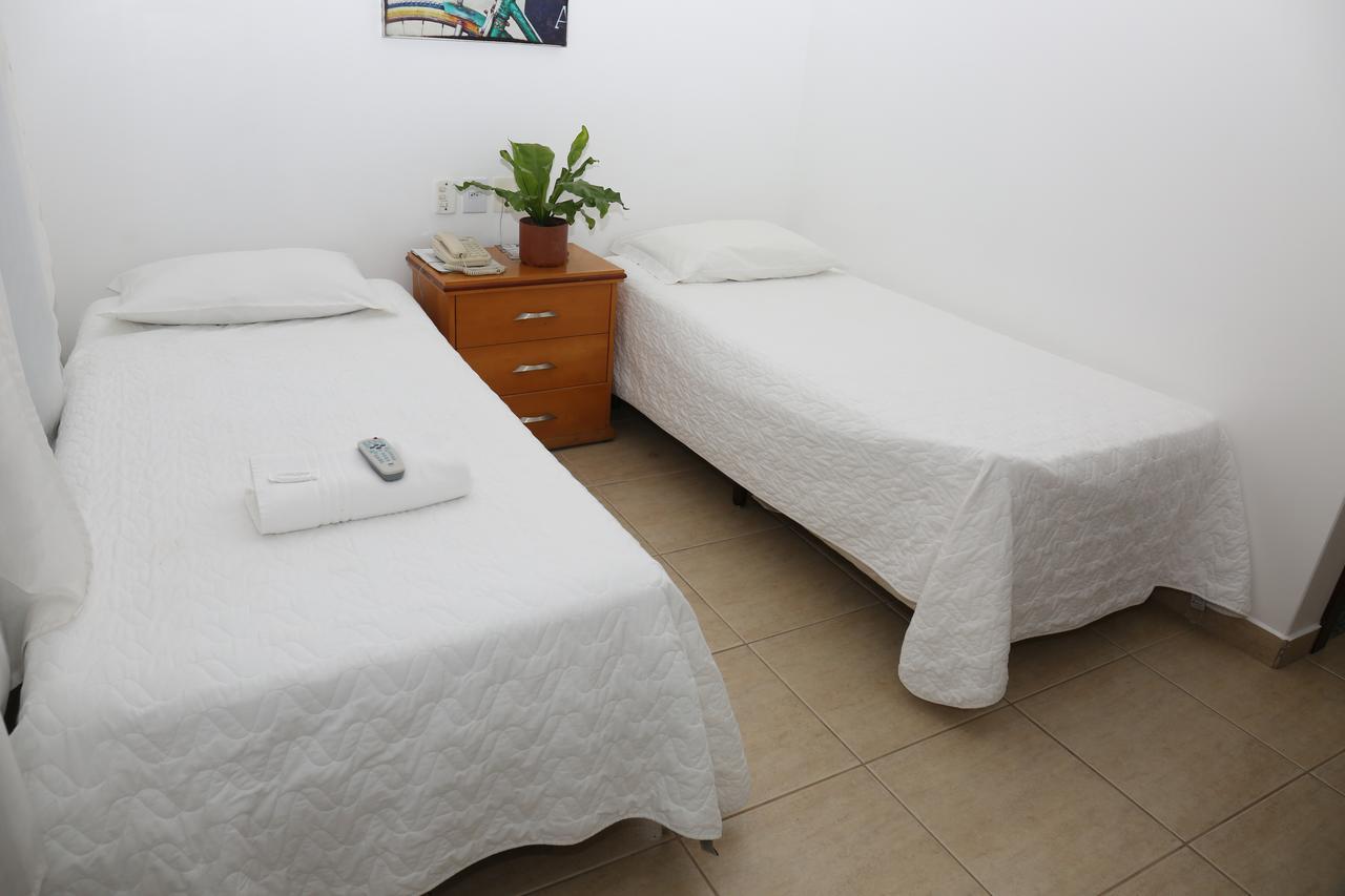 Licia Hotel Joao Pinheiro Экстерьер фото